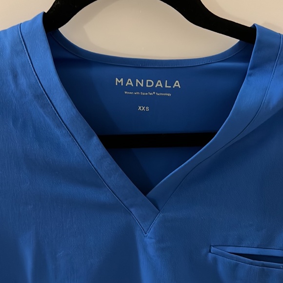 Royal blue mandala nursing scrub top - Picture 3 of 3